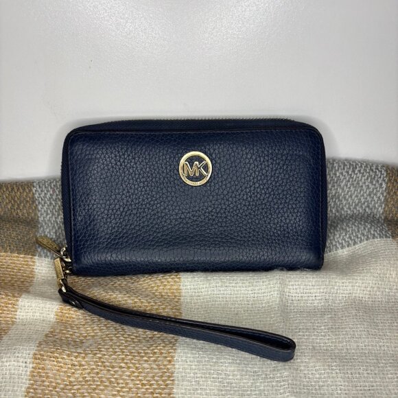 Michael Kors Wallet Wristlet – Navy Blue – Used - Picture 1 of 5